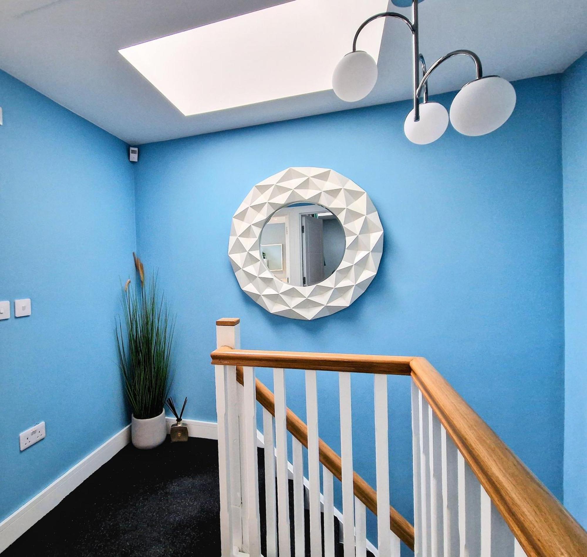 Blue Elephant Room! Lucan Exterior foto